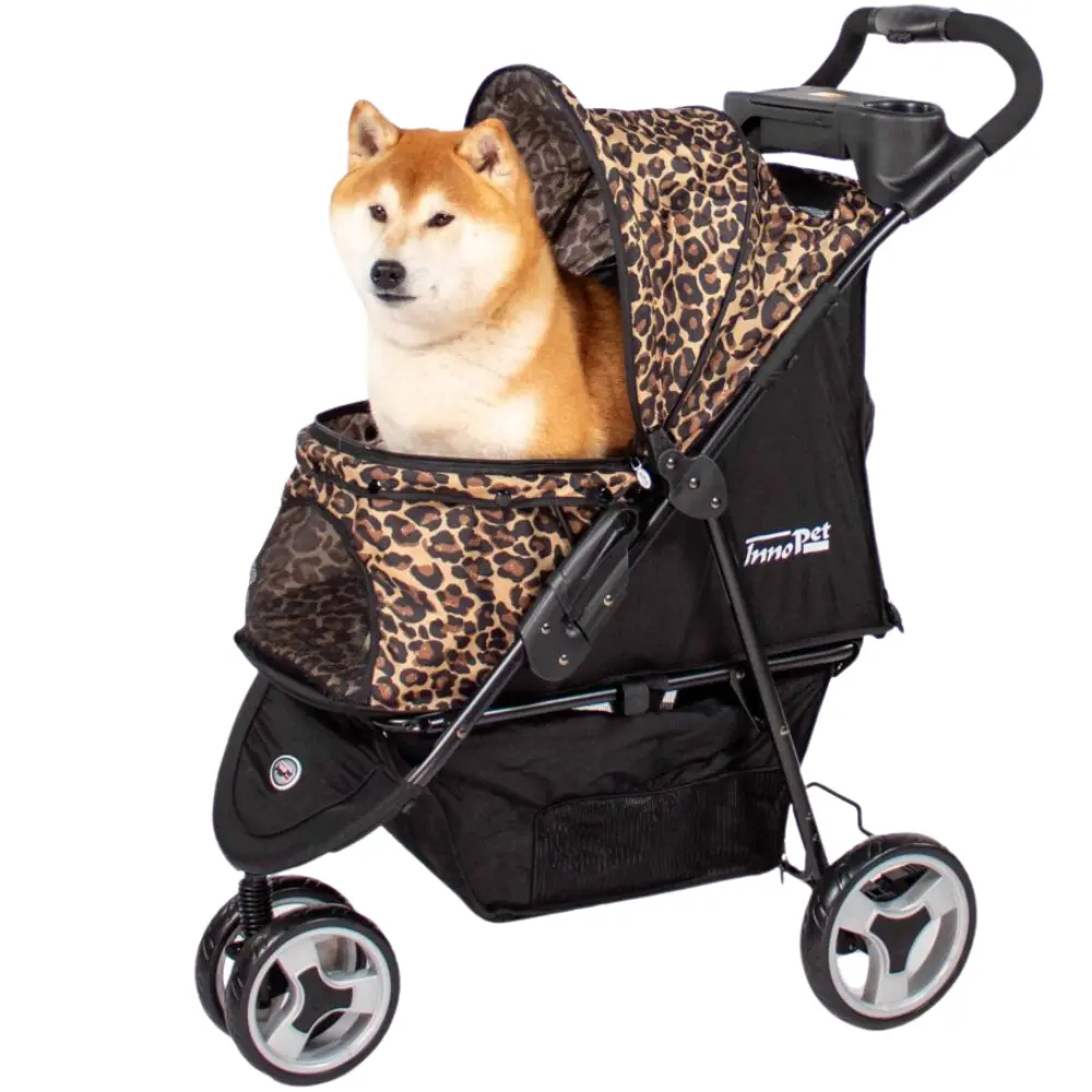 InnoPet® Allure Cheetah Hundebuggy mit Hund